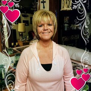 Meet your Posher, Connie